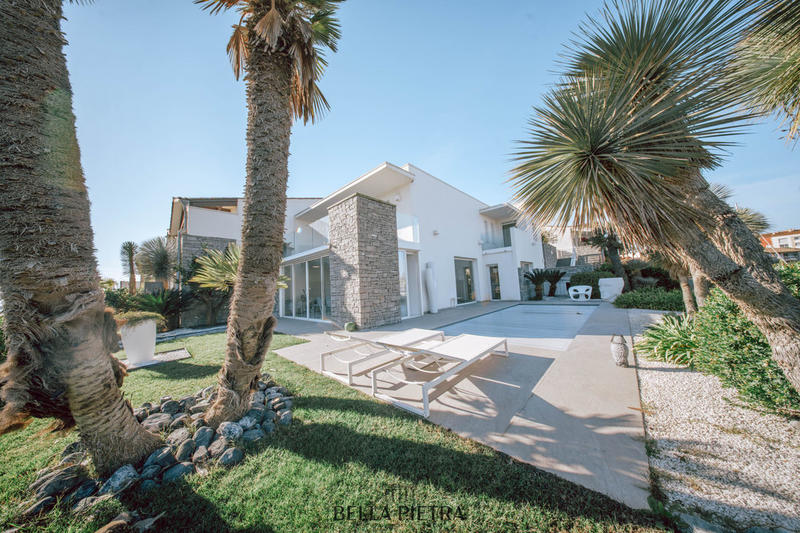 Maison - 155 m² - 4 pièces