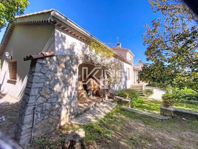 Villa - 141 m² - 4 pièces