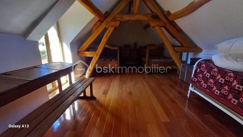 Demeure - 310 m² - 8 pièces