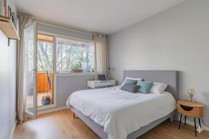 Appartement - 81 m² - 4 pièces