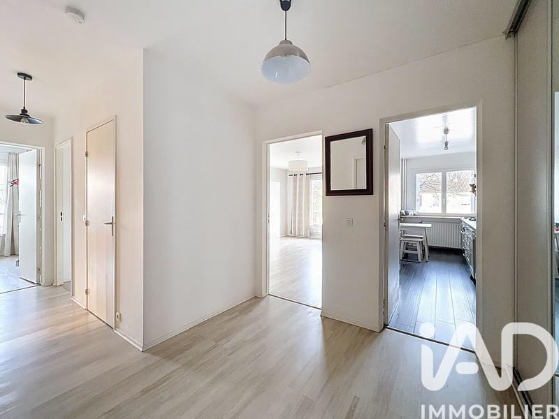 Appartement - 81 m² - 4 pièces