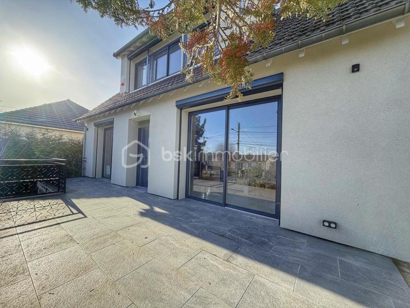 Maison - 114 m² - 7 pièces