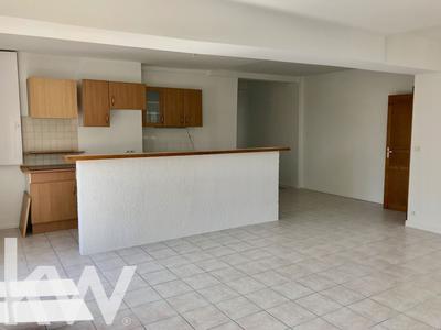 Appartement - 85 m² - 3 pièces