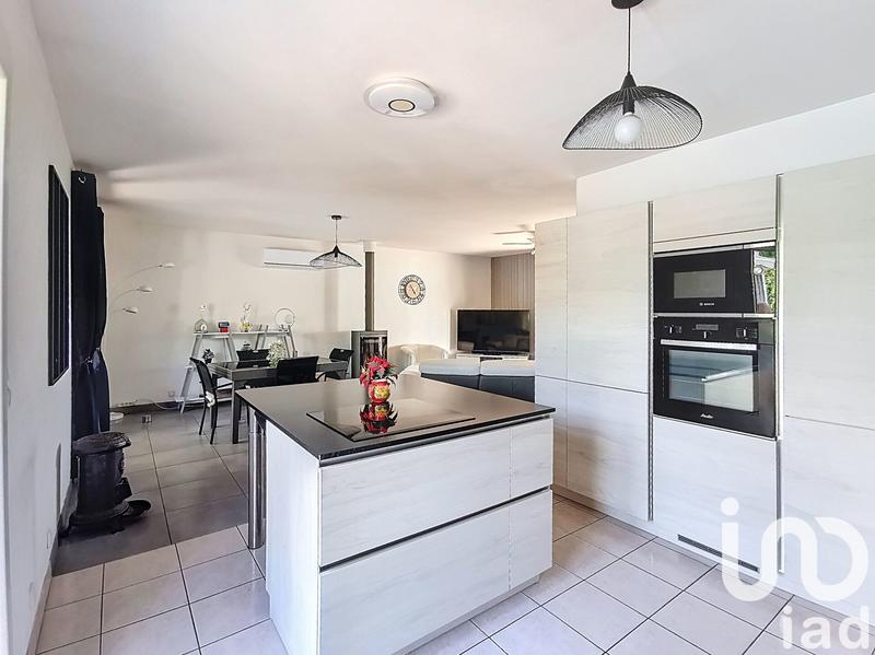 Maison - 131 m² - 6 pièces