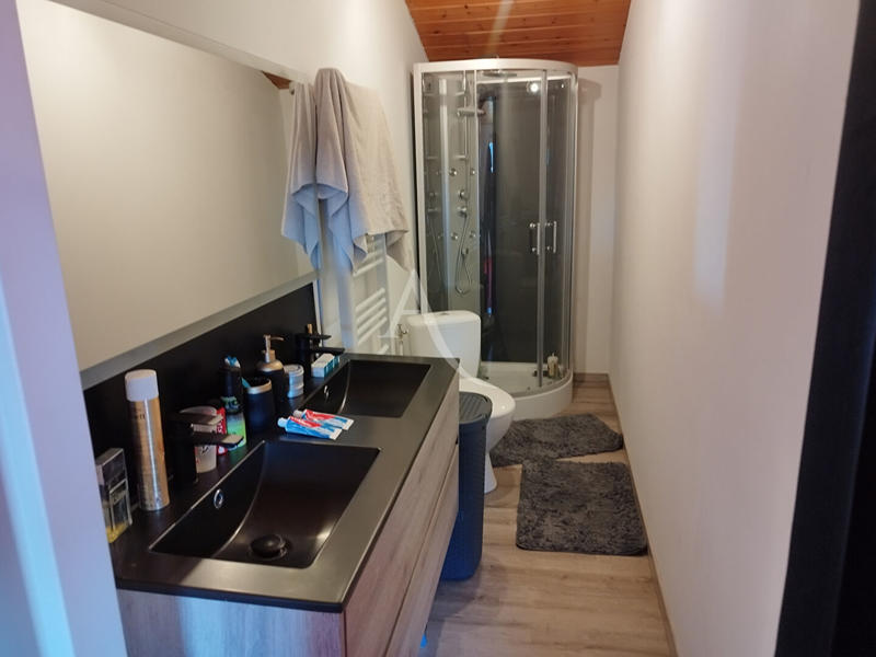 Maison - 170 m² - 6 pièces