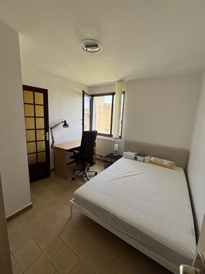 Appartement - 79 m² - 5 pièces