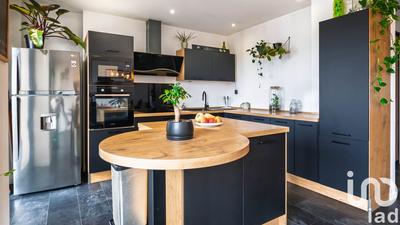 Maison de ville - 230 m² - 8 pièces