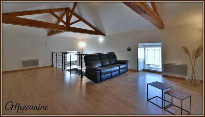 Longère - 219 m² - 6 pièces