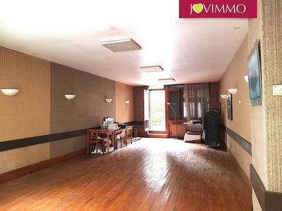 Magasins - 300 m² - 15 pièces