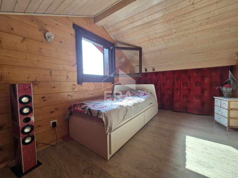 Maison - 86 m² - 4 pièces