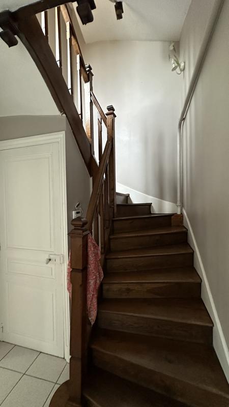 Maison - 284 m² - 11 pièces