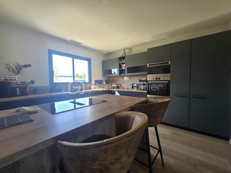 Maison - 148 m² - 4 pièces