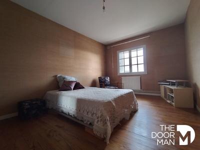 Maison - 157 m² - 6 pièces