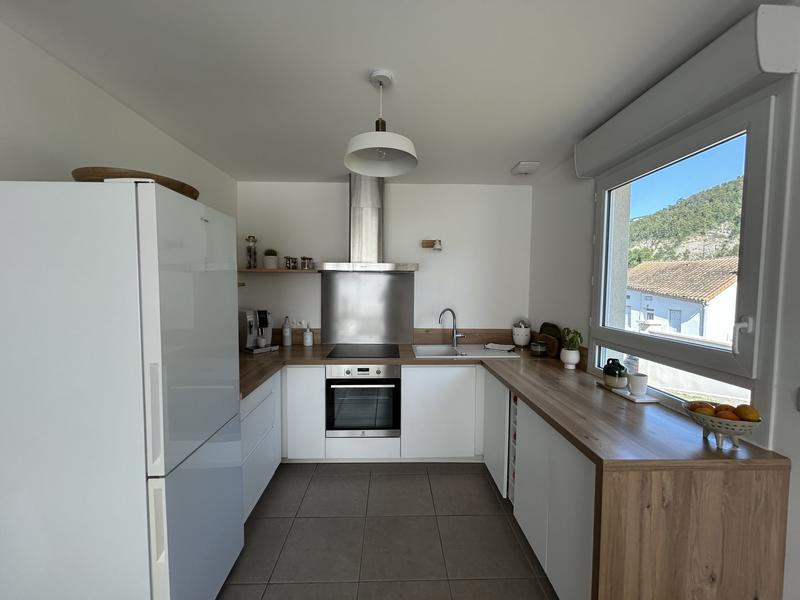 Maison - 92 m² - 4 pièces