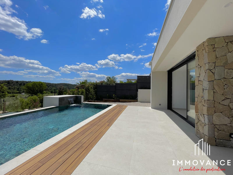 Maison contemporaine - 174 m² - 7 pièces