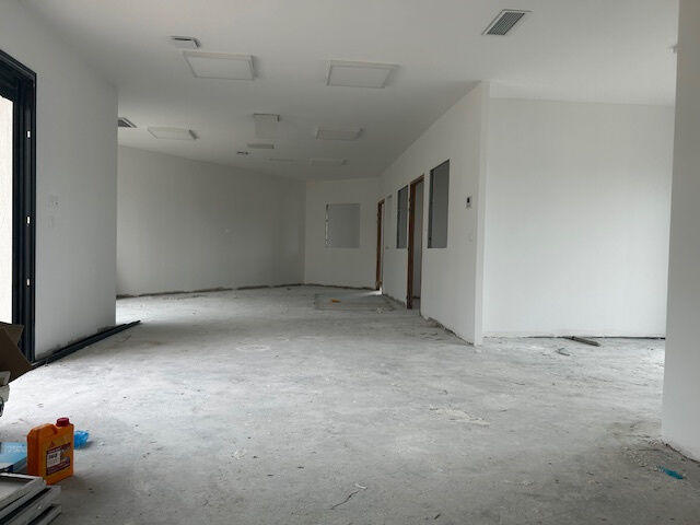 Local commercial - 134 m²