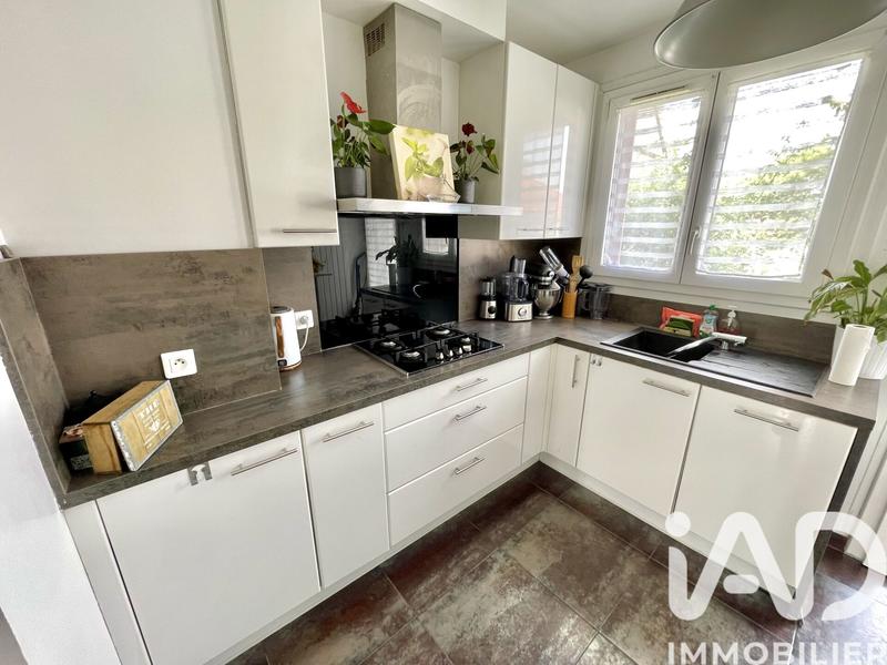 Maison - 95 m² - 6 pièces