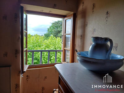 Maison ancienne - 177 m² - 9 pièces