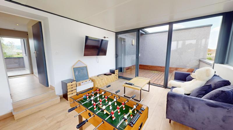 Maison - 170 m² - 6 pièces