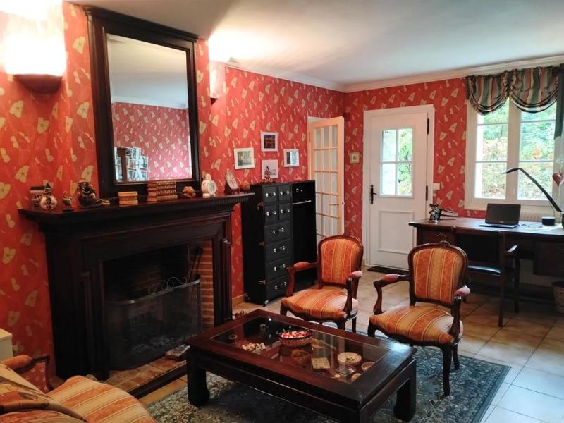 Demeure - 218 m² - 7 pièces