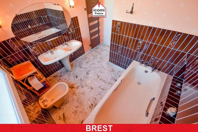 Maison - 148 m² - 7 pièces