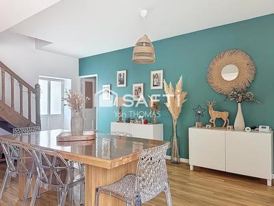 Maison de ville - 220 m² - 7 pièces