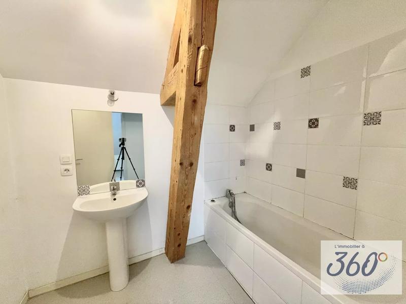 Appartement - 61 m² - 2 pièces