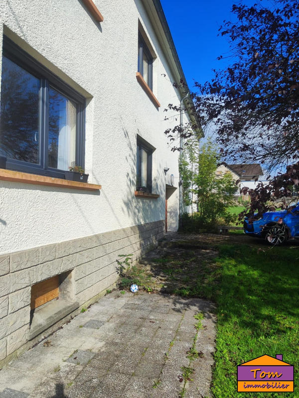 Maison - 200 m² - 8 pièces