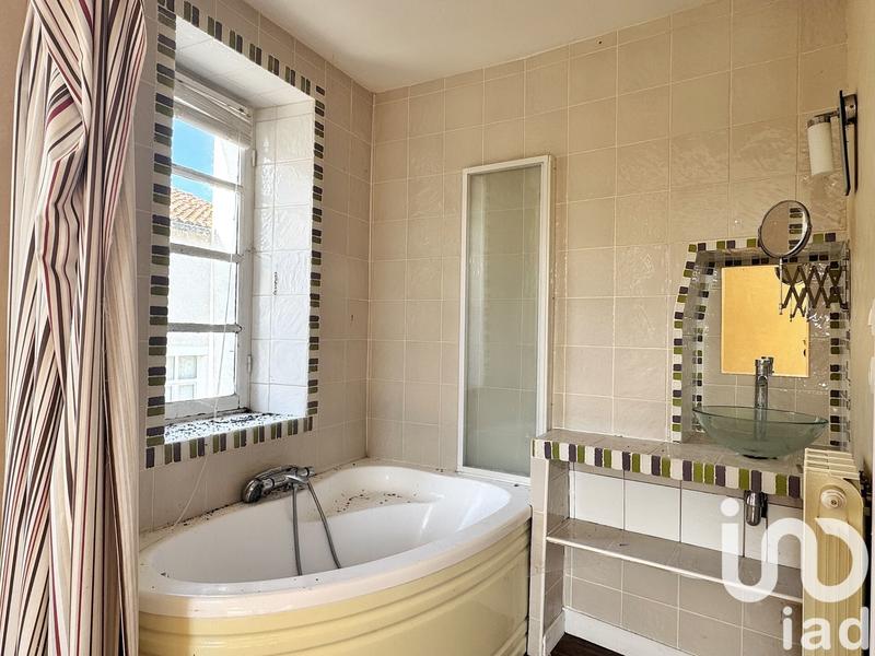 Maison - 184 m² - 7 pièces