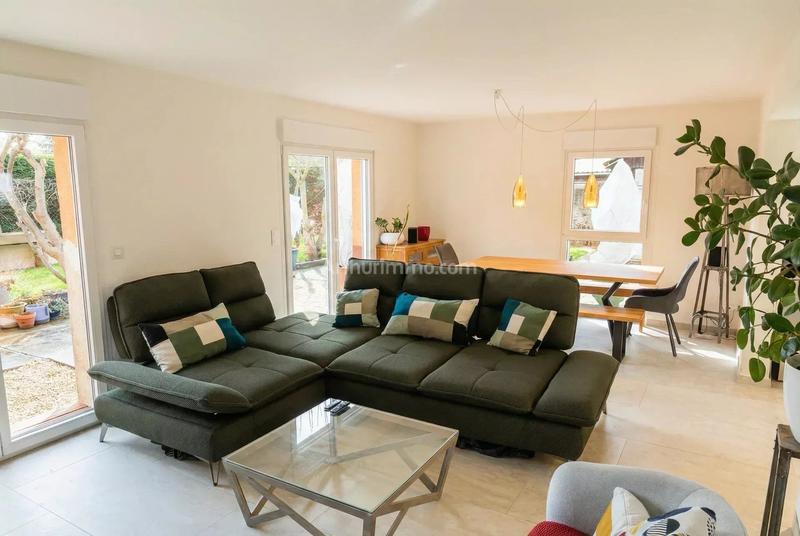 Maison - 140 m² - 5 pièces