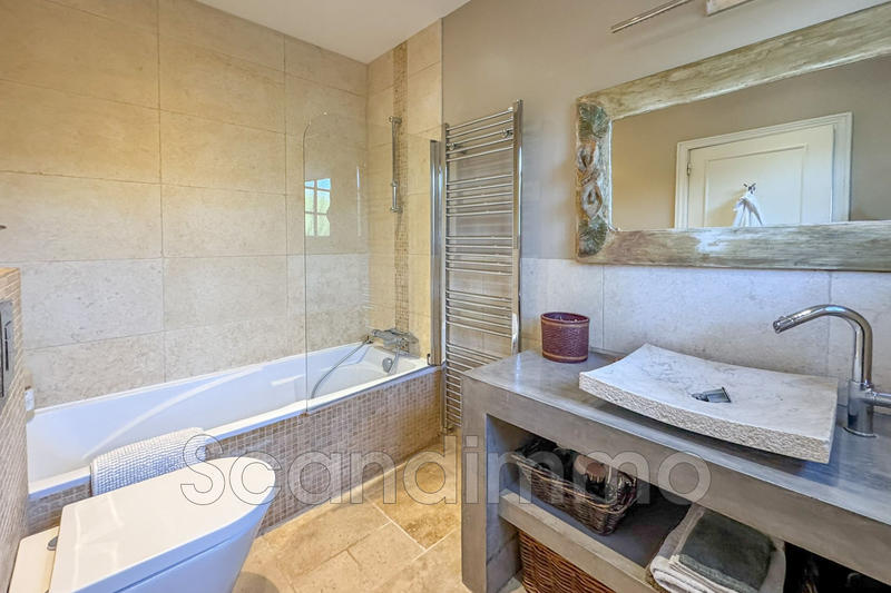 Maison - 155 m² - 6 pièces