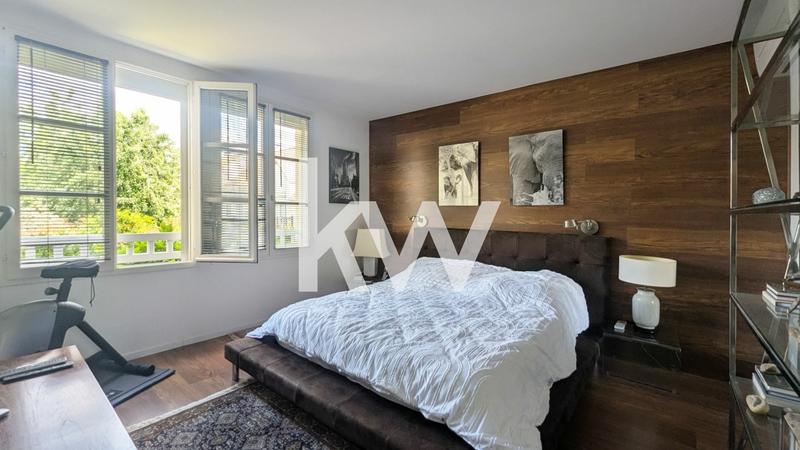 Maison - 184 m² - 6 pièces