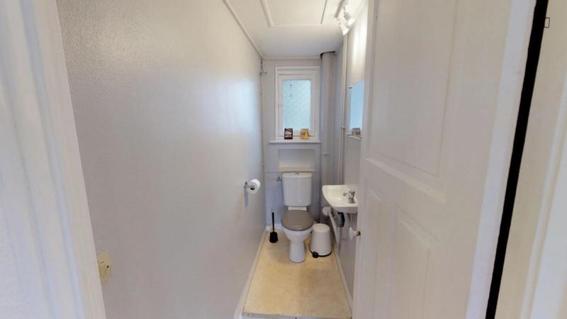 Chambre - 11 m² - 4 pièces