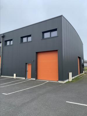 Local commercial - 105 m²