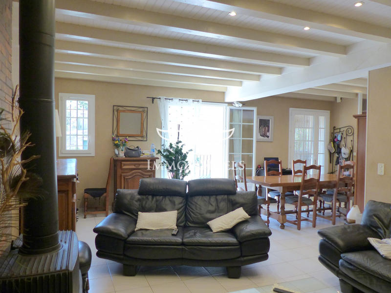 Maison - 98 m² - 4 pièces