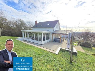 Maison de ville - 169 m² - 7 pièces