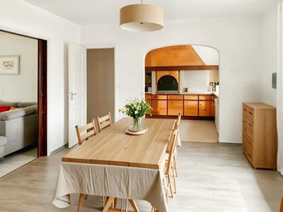 Maison - 174 m² - 6 pièces