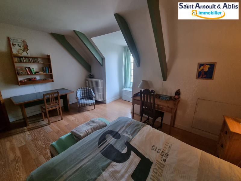 Maison - 320 m² - 8 pièces