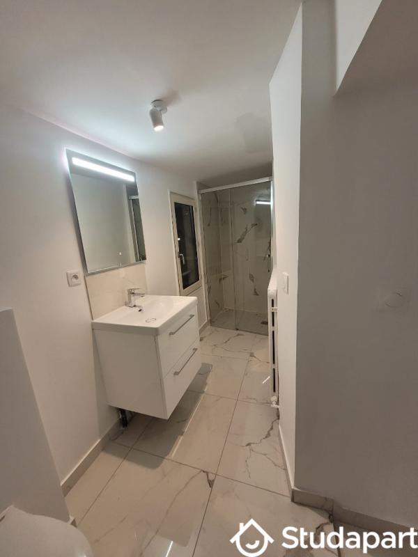 Chambre - 25 m² - 1 pièce