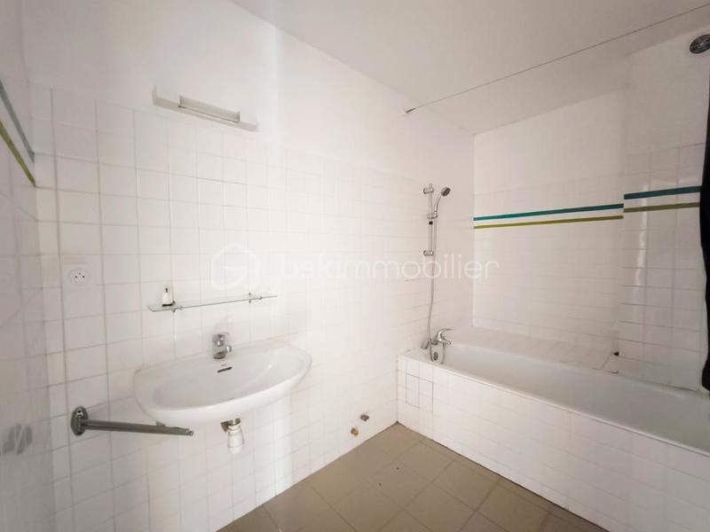 Maison en pierre - 98 m² - 4 pièces