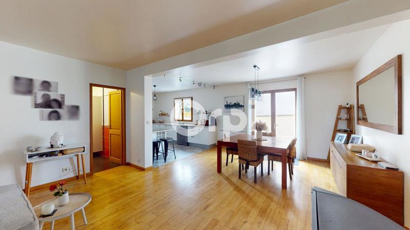 Maison - 150 m² - 6 pièces