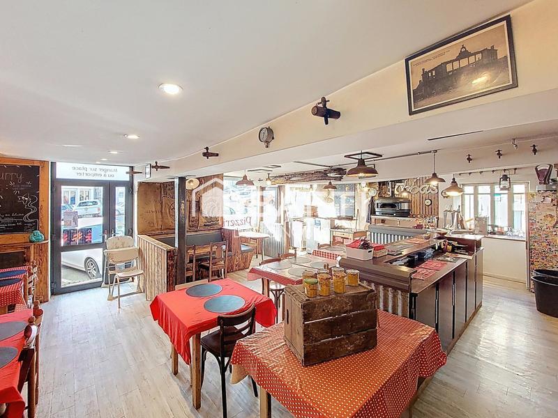 Maison - 170 m² - 8 pièces