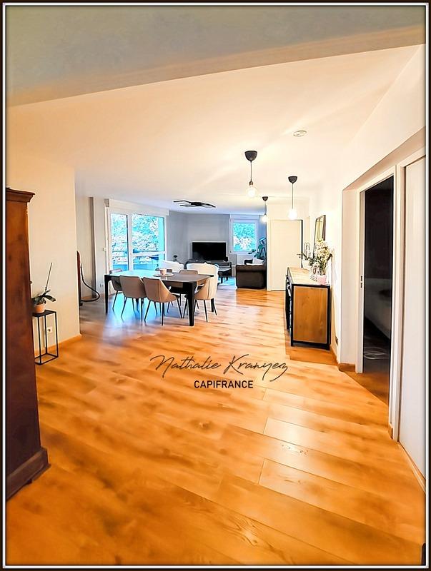 Appartement - 94 m² - 4 pièces