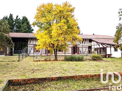 Maison de campagne - 250 m² - 12 pièces