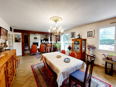 Maison - 165 m² - 6 pièces