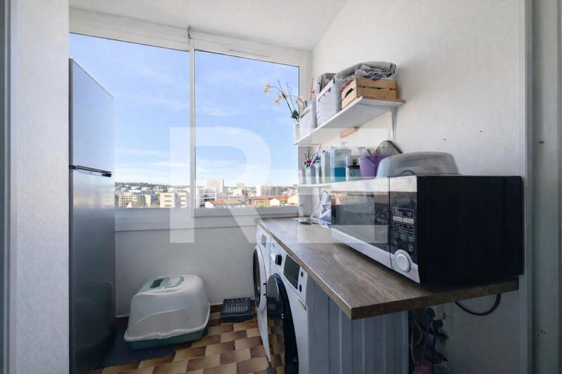 Appartement - 66 m² - 4 pièces