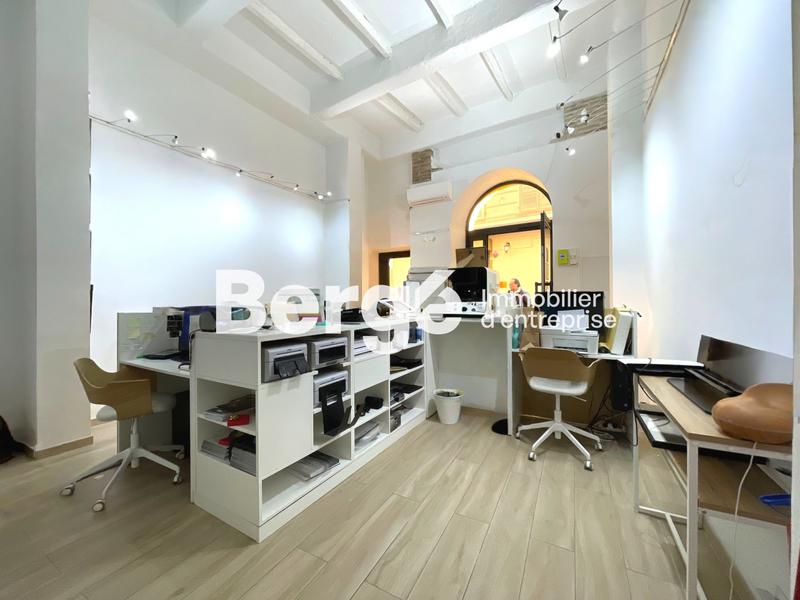 Local commercial - 30 m² - 3 pièces