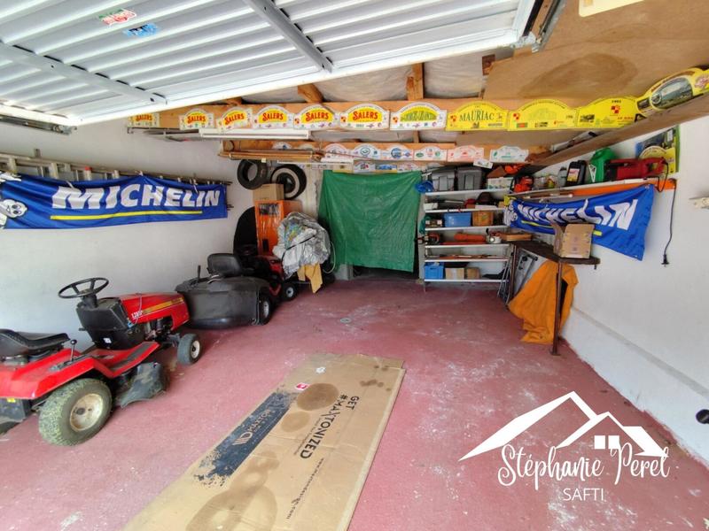 Maison - 200 m² - 8 pièces