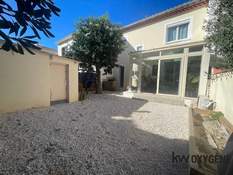 Maison - 96 m² - 5 pièces