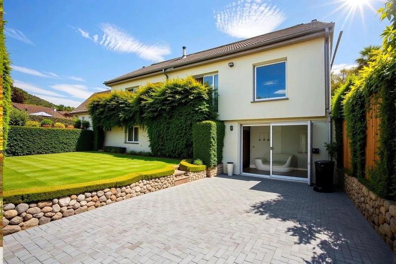 Maison - 118 m² - 4 pièces